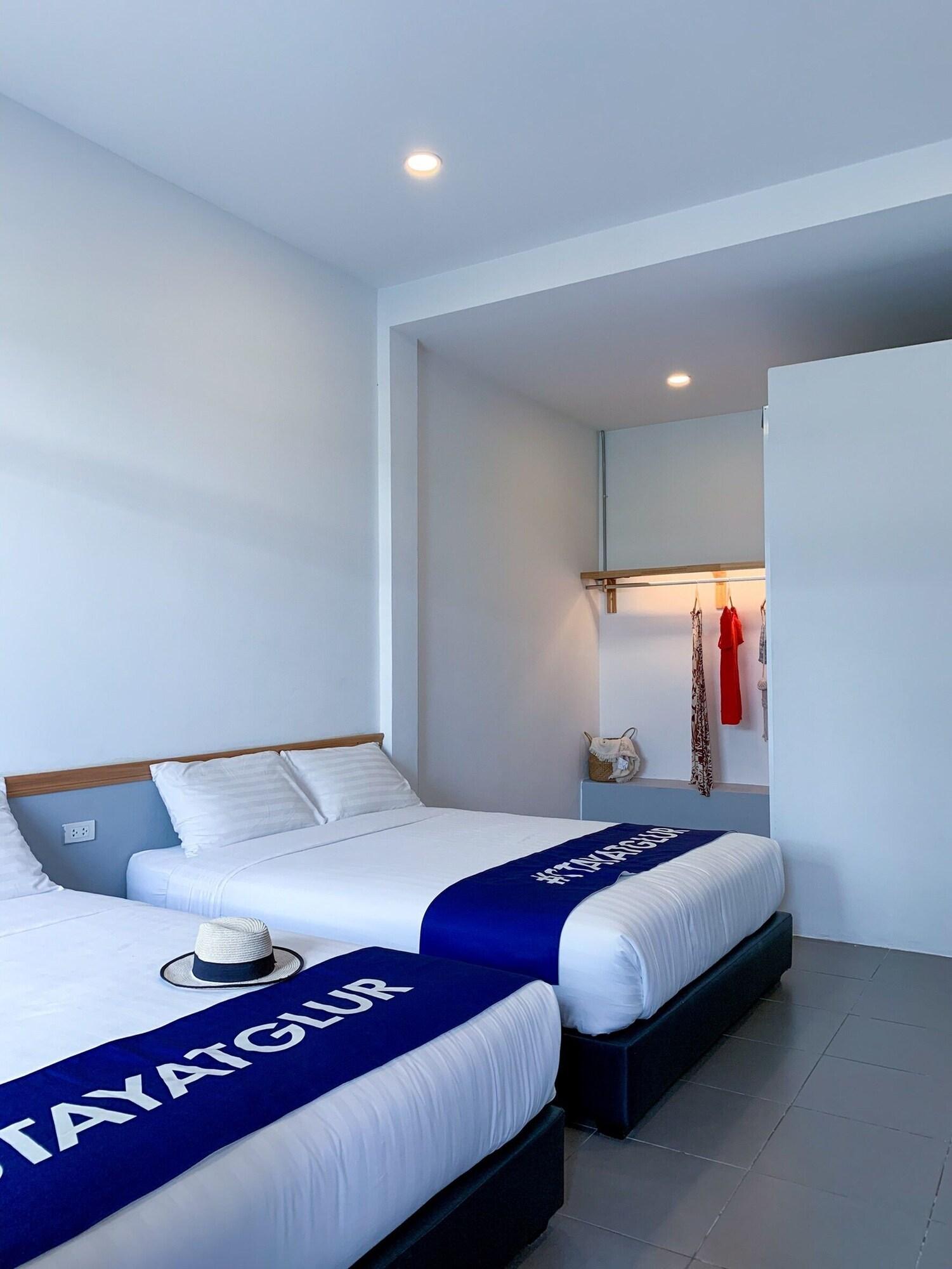 Glur Phuket Patong Beach Exterior foto